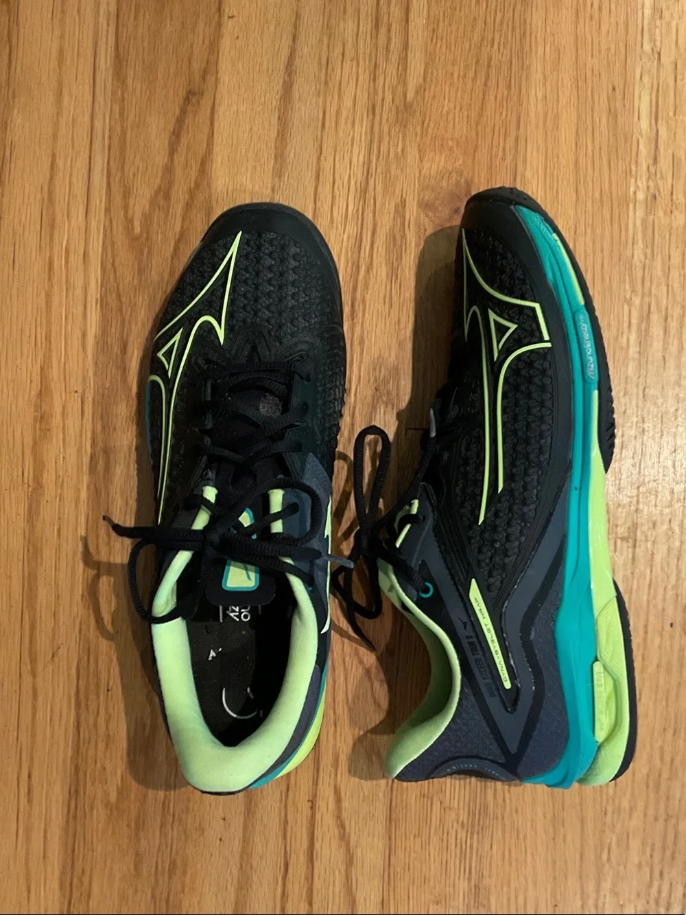 Mizuno Enerzy Wave Exceed Tour 6 Tennis Shoes - Neon Yellow & Teal Accents